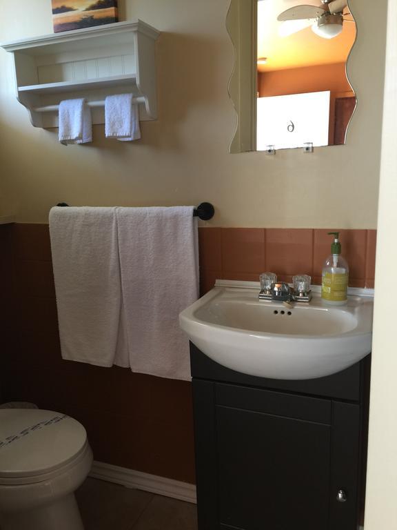 Motel Montgolfière JP Saint-Jean-sur-Richelieu Esterno foto